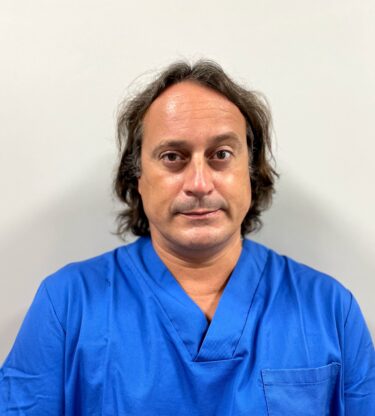 Dr. Néstor Moreno, Jefe del servicio de Cirugía ortopédica y traumatología del Hospital Vithas Las Palmas